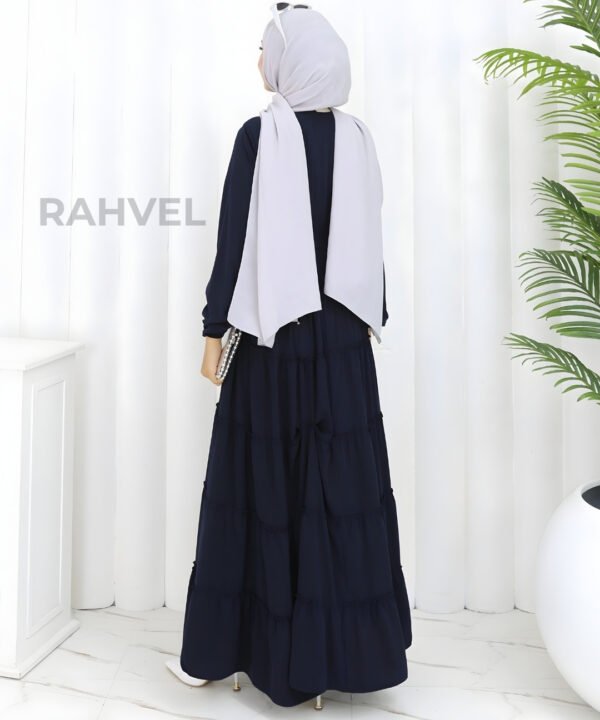 Alternative view of Eteği Beş Katlı Ferace Lacivert